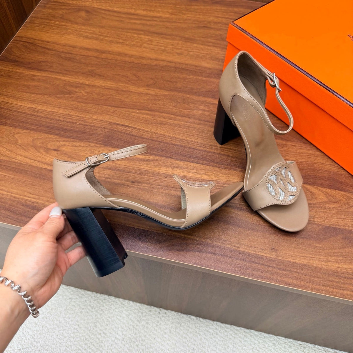 HM 26S MARQUISE SANDAL 85MM IN LIGHT BROWN CALFSKIN