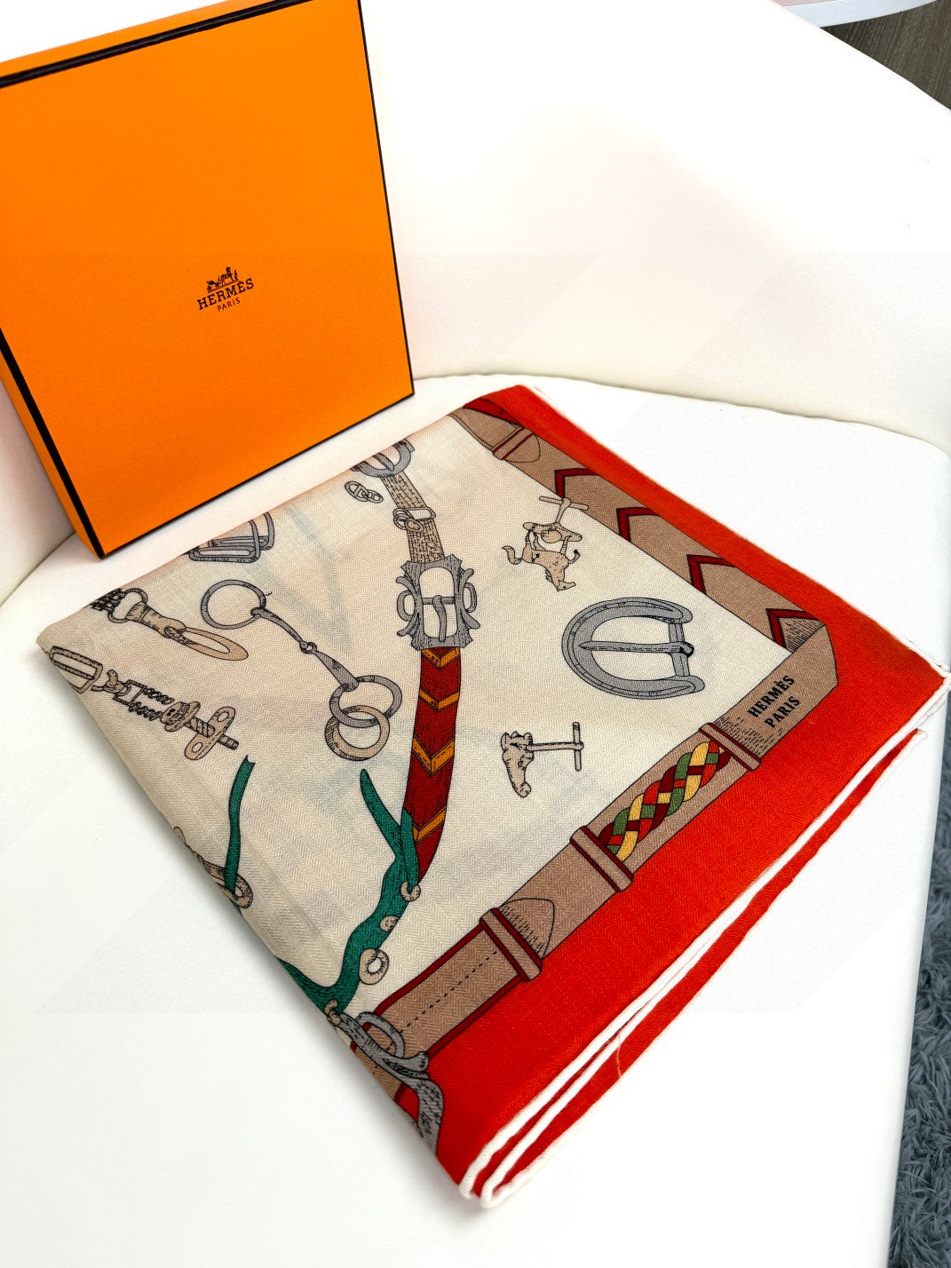 HERMES 25S SCARF 135 IN CASHMERE SILK 737310
