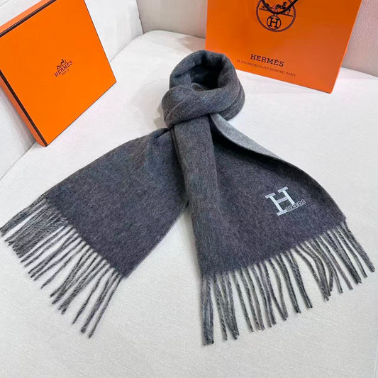 HERMES 26S SCARF 190 IN CASHMERE WOOL BLEND 492377