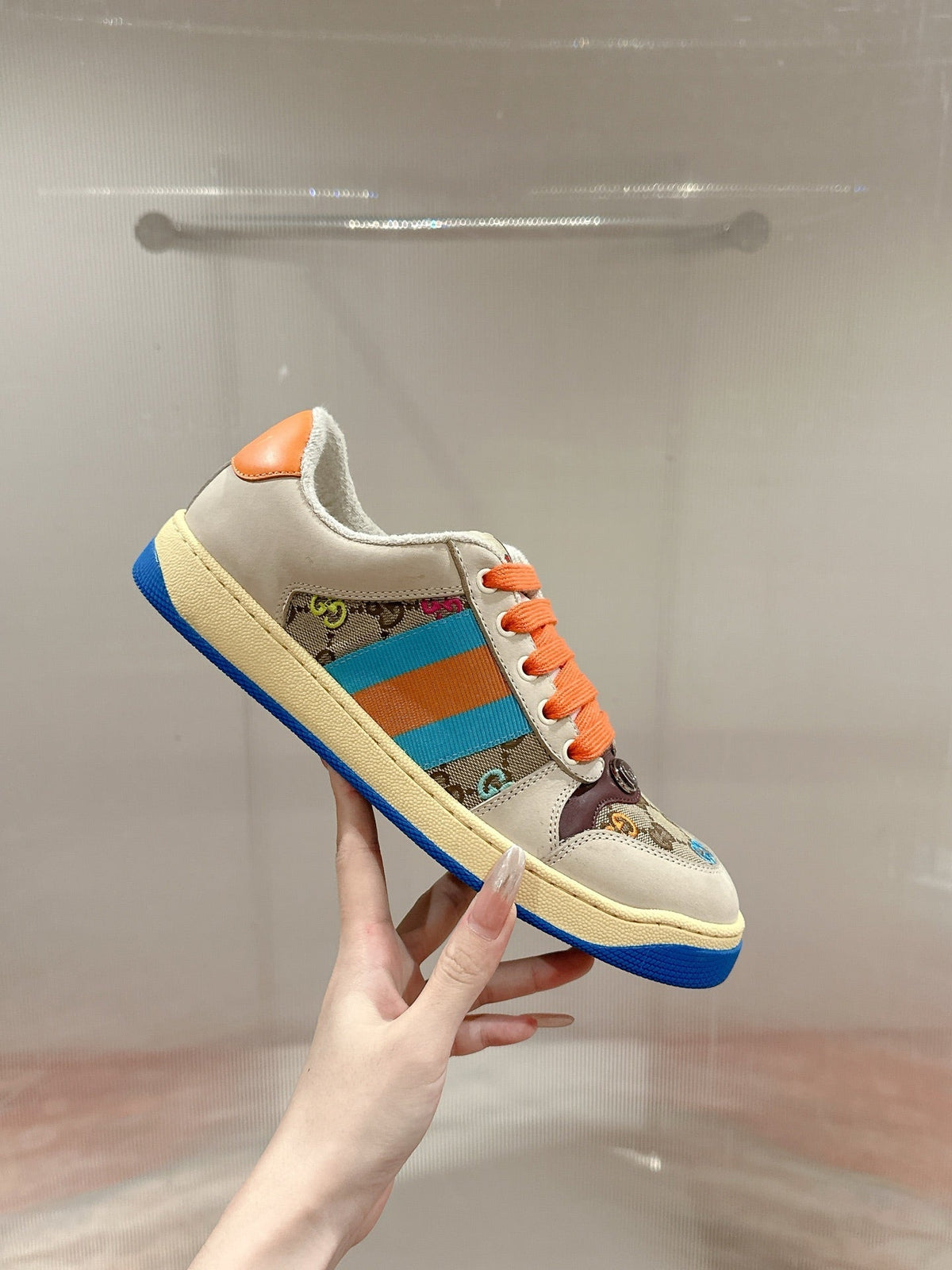 GUCCI 26S SCREENER SNEAKER IN MULTICOLOR SUEDE AND CANVAS STYLE 2