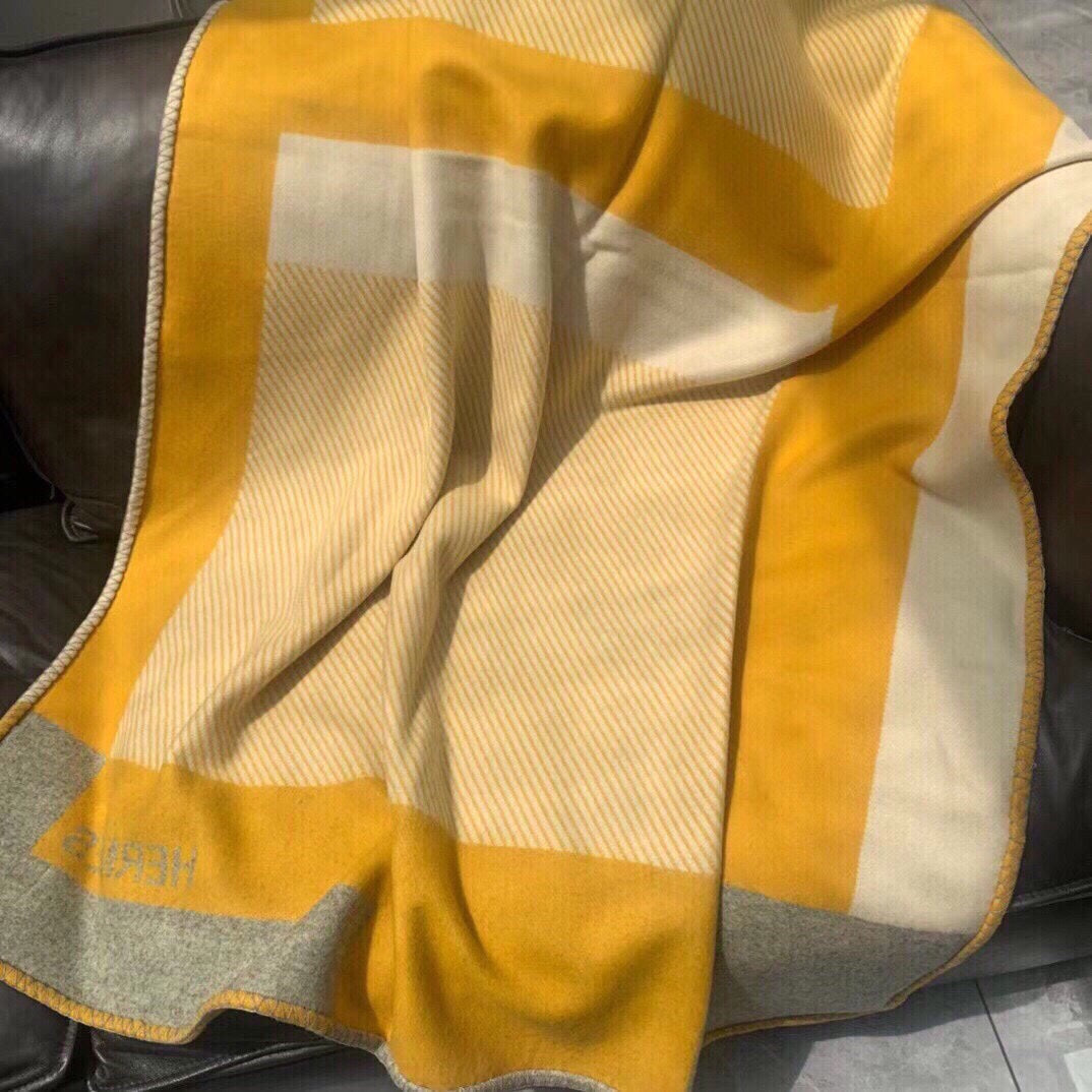 H RIVIERA BLANKET 200 CM IN CLASSIC YELLOW WOOL AND CASHMERE 136855