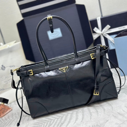 PRADA 25S BONNIE LARGE HANDBAG 38 IN BLACK GLOSSY CALFSKIN GOLD HARDWARE
