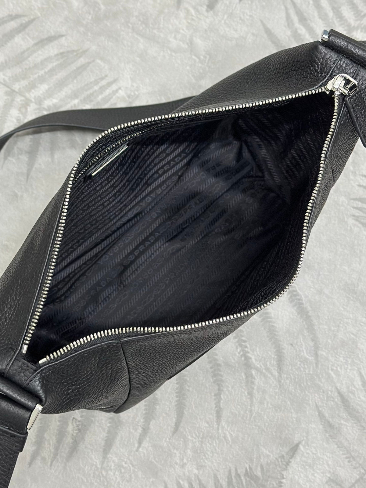 PRADA 25S SHOULDER STRAP BAG 26 IN BLACK CALFSKIN SILVER HARDWRE