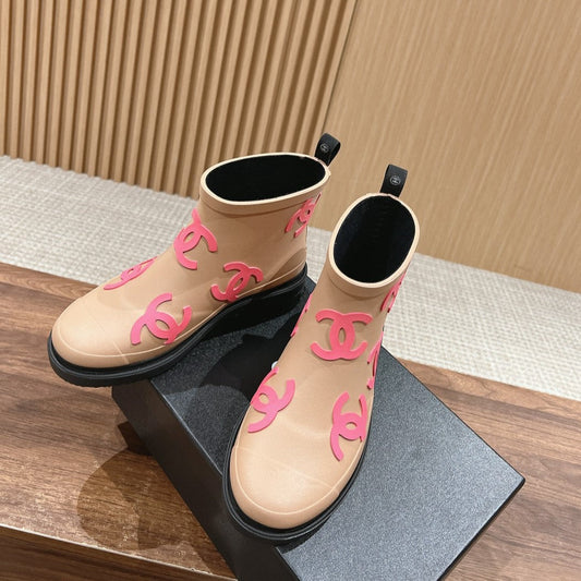 CC RAIN BOOTS BEIGE CREAM TPU WITH PINK LOGO
