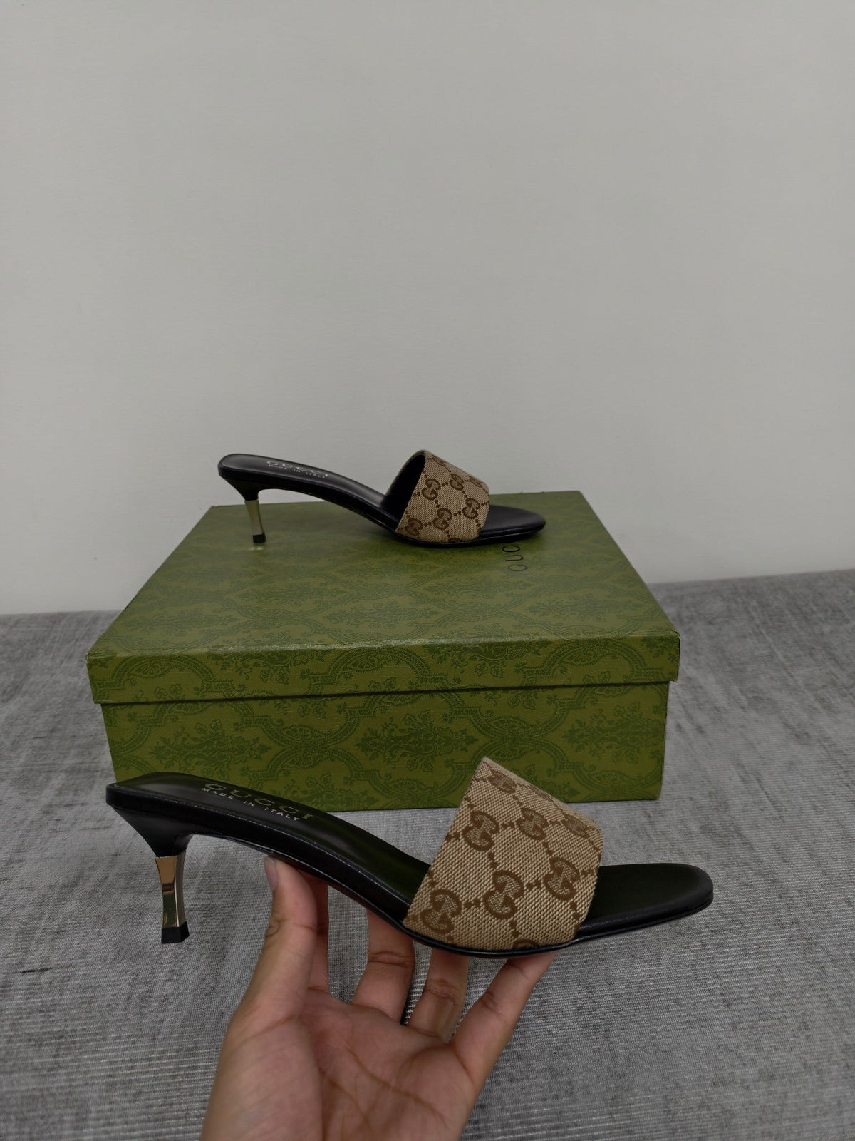 GUCCI 26S MULE SANDALS 55MM IN BEIGE BROWN GG CANVAS
