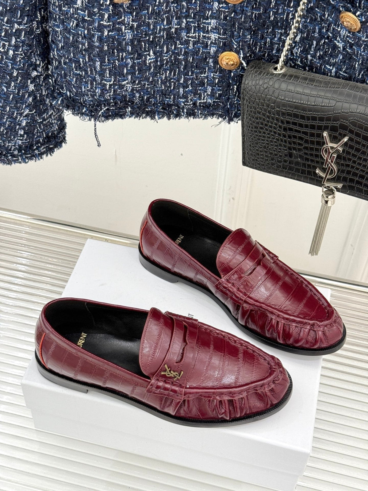 YSL 25S LOAFERS IN DARK RED EMBOSSED LAMBSKIN