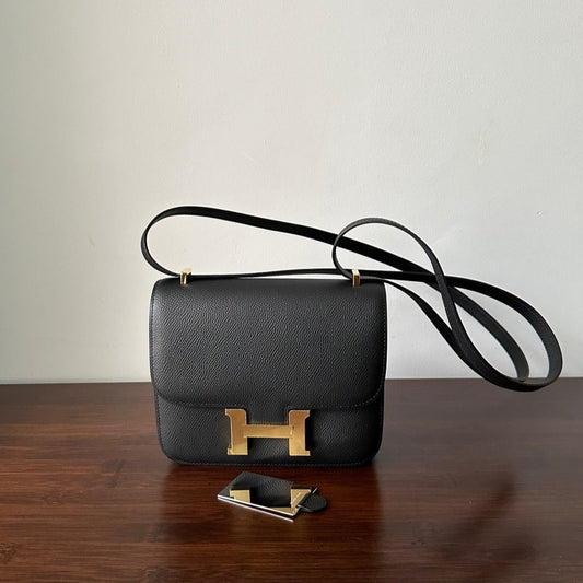 CONSTANCE 18 BLACK EPSOM GOLD HARDWARE