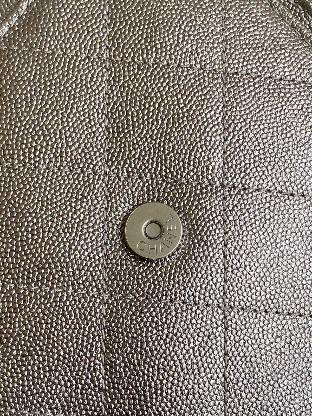 CHANEL 25S HOBO BAG 40 IN LILAC SILVER METALLIC CAVIAR