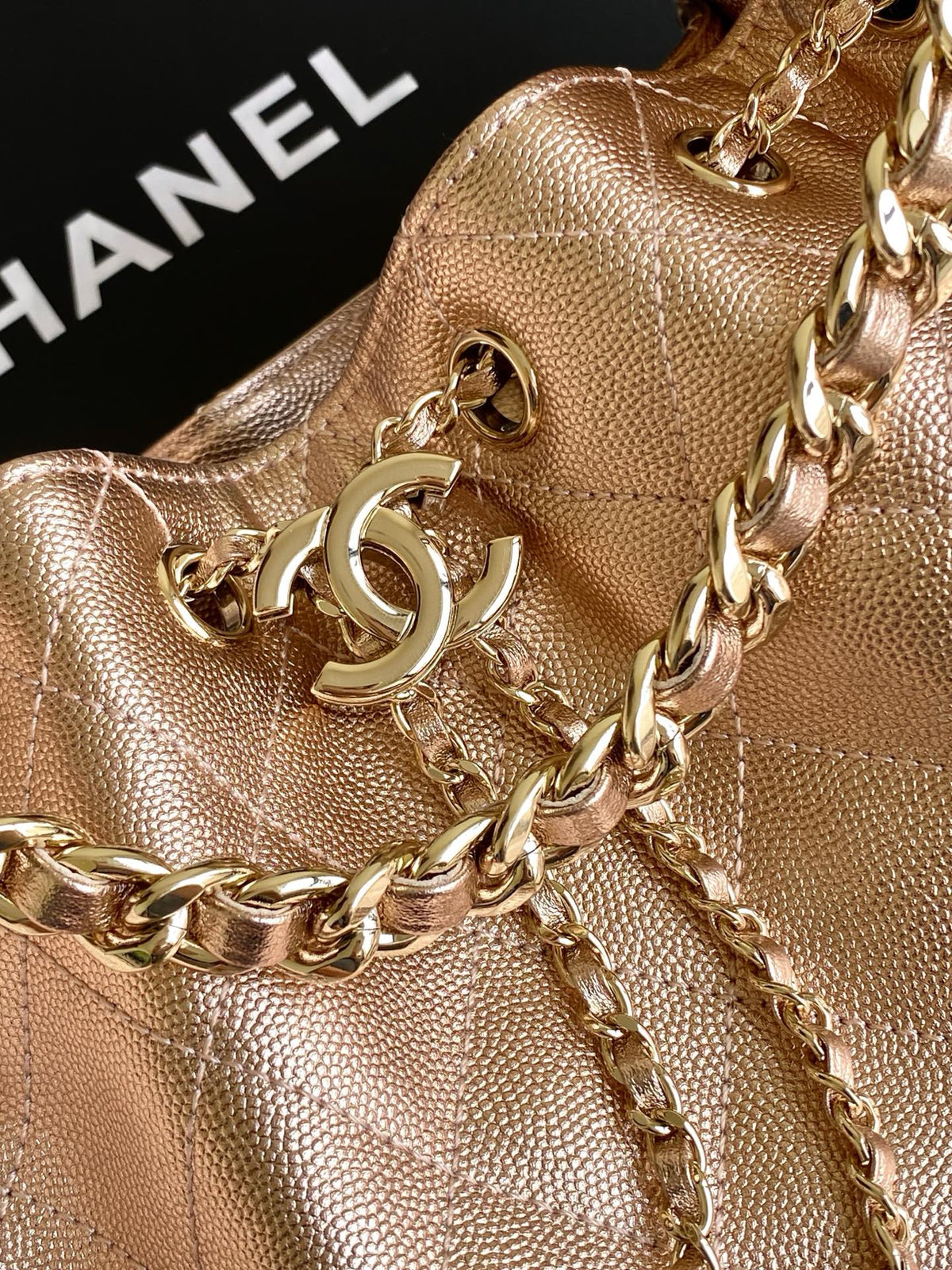 CHANEL 25S HOBO BAG 30 IN ROSE METALLIC CAVIAR