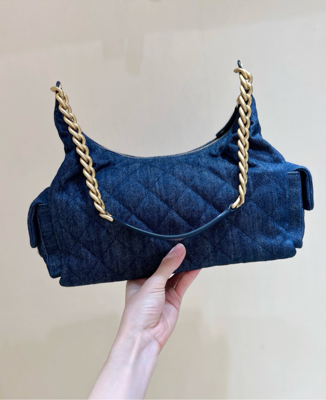 CHANEL 25S MEDIUM HOBO BAG 31 IN DARK BLUE DENIM GOLD HARDWARE