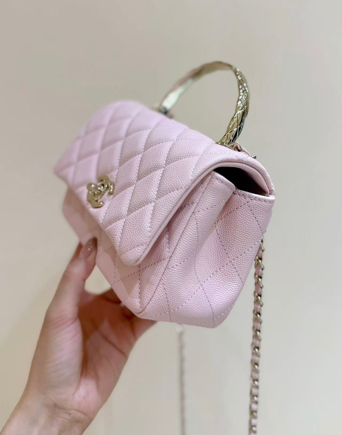 CHANEL 25S COCO CRUSH HANDLE 18 IN PINK CALFSKIN GOLD HARDWARE
