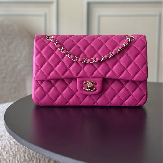 CHANEL 25S CLASSIC FLAP BAG 25 CM IN PINK LAMBSKIN WITH GOLD HARDWARE
