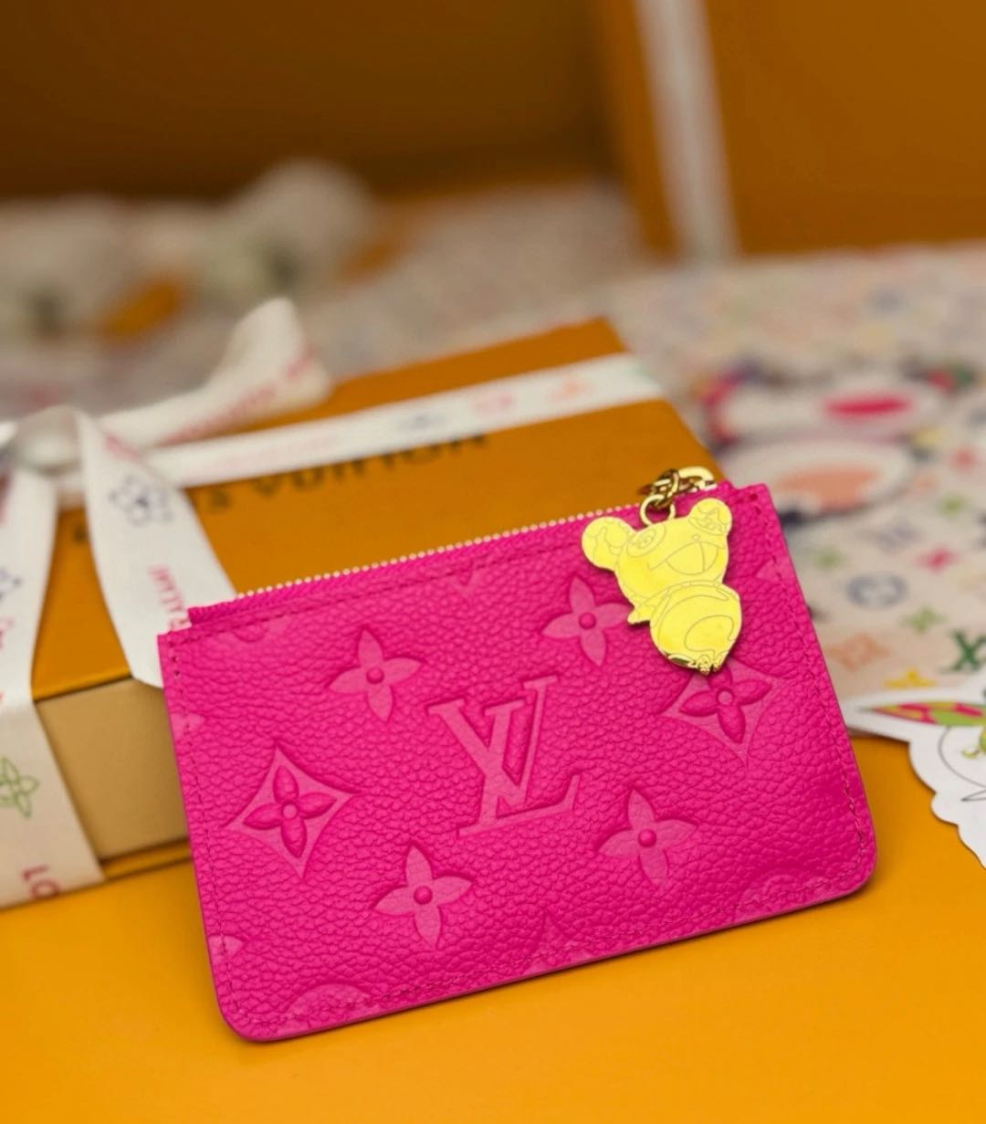 L--Inspired Card Holder Wallet: Chic & Functional! mysite