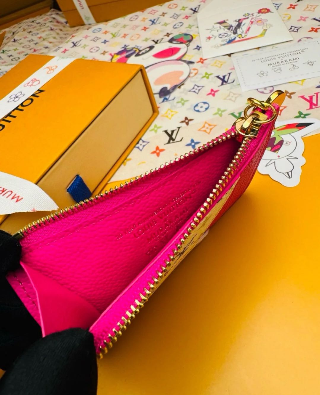 L--Inspired Card Holder Wallet: Chic & Functional! mysite
